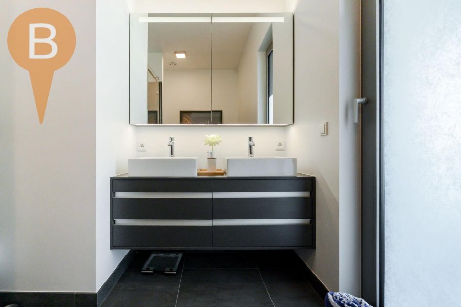 Penthouse to let 4 bedrooms in Luxembourg-Merl