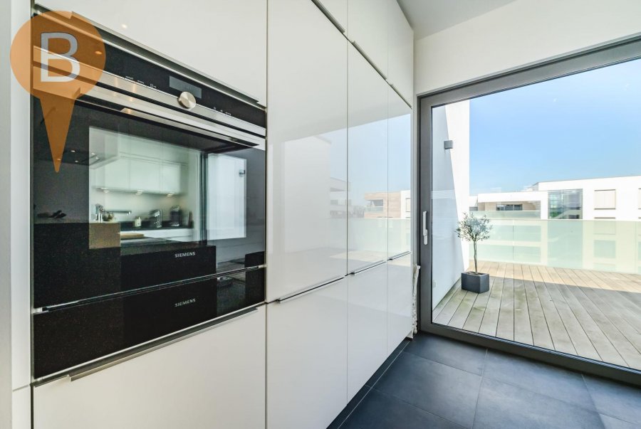 Penthouse to let 4 bedrooms in Luxembourg-Merl