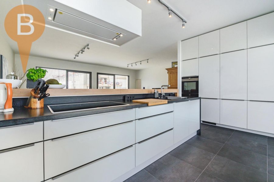 Penthouse to let 4 bedrooms in Luxembourg-Merl