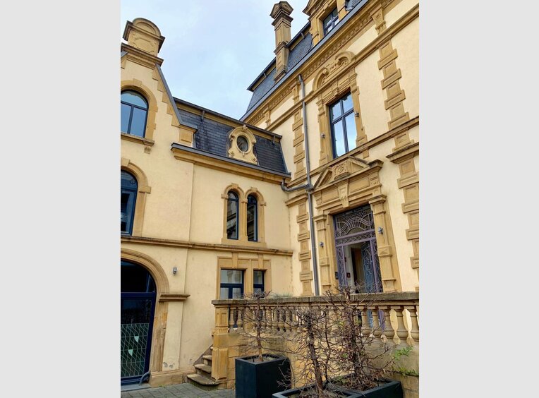 Bureau à louer 20 Chambres à Luxembourg (LU) - Réf. 6998109