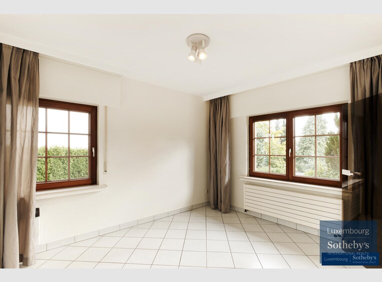 House for rent 4 bedrooms in Capellen - Ref. 6671709