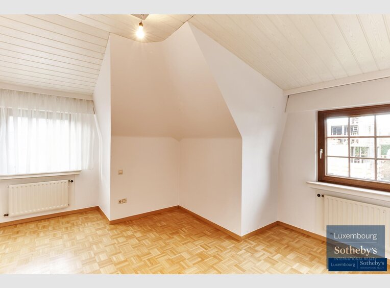 House for rent 4 bedrooms in Capellen - Ref. 6671709