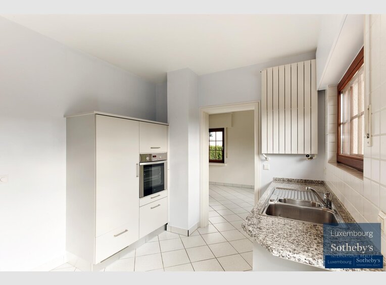 House for rent 4 bedrooms in Capellen - Ref. 6671709