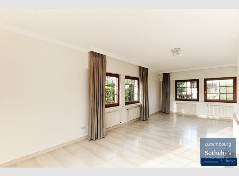 House for rent 4 bedrooms in Capellen - Ref. 6671709