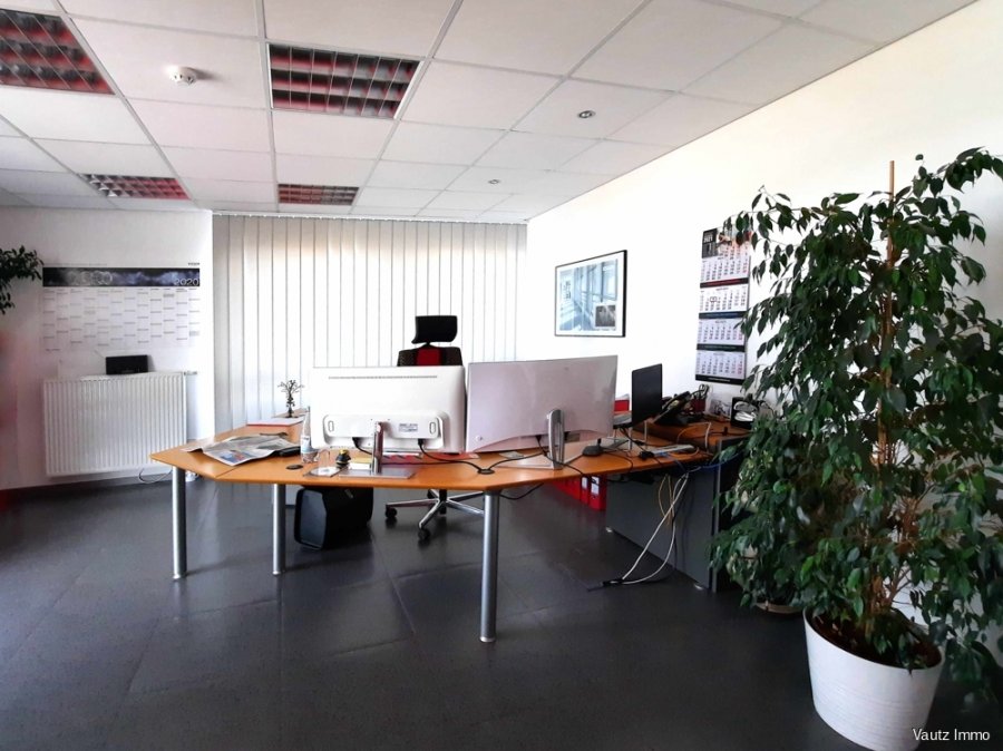 louer bureau 0 chambre 165 m² contern photo 5