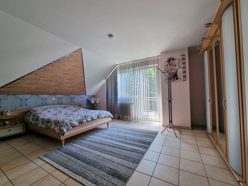 Haus zu verkaufen in Hüttingen