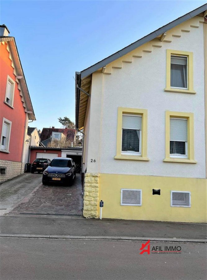 Semi-detached house à Oberkorn