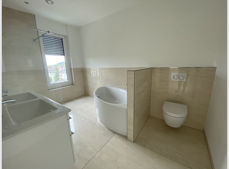 Penthouse for rent 2 bedrooms in Trier (DE) - Ref. 6860685