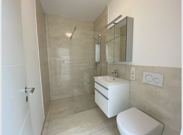Penthouse for rent 2 bedrooms in Trier (DE) - Ref. 6860685
