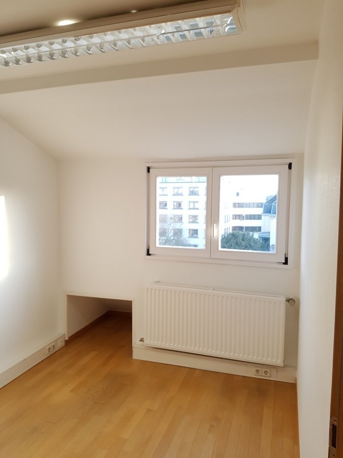 office to let in Luxembourg-Belair