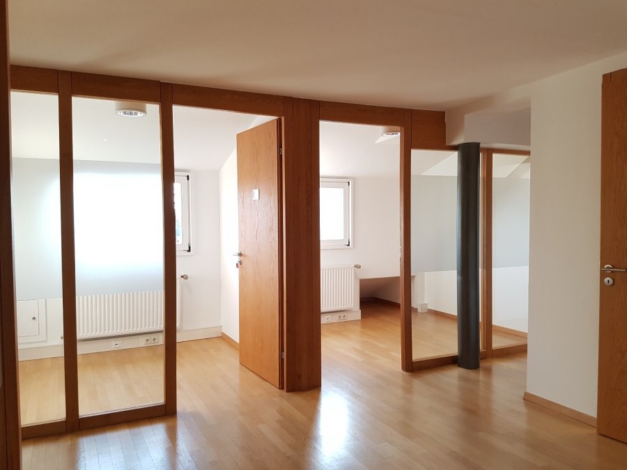 office to let in Luxembourg-Belair