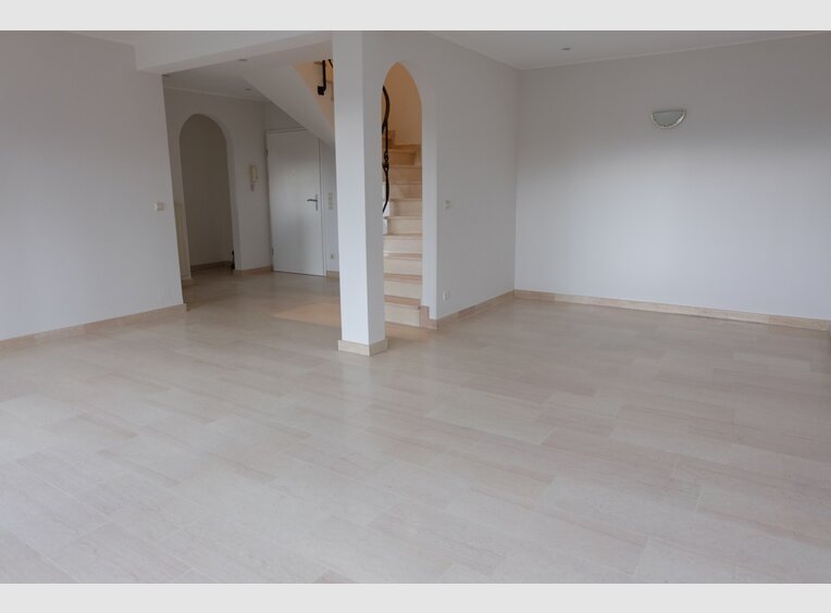 Duplex à louer 2 Chambres à Bertrange (LU) - Réf. 6599357