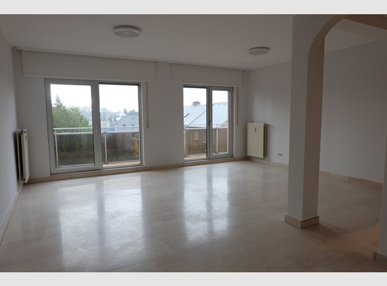 Duplex à louer 2 Chambres à Bertrange (LU) - Réf. 6599357