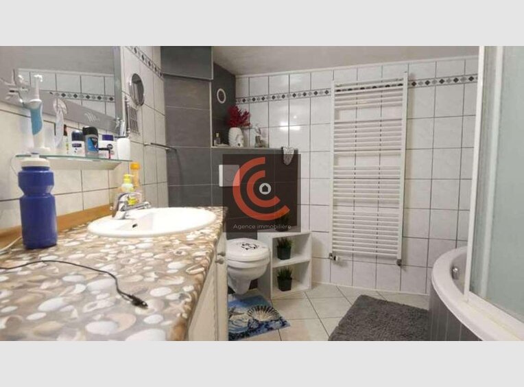 Maison mitoyenne à vendre 4 Chambres à Larochette (LU) - Réf. 6595533