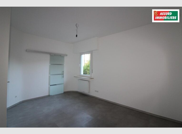 Retail for sale in Rodange (LU) - Ref. 6654669