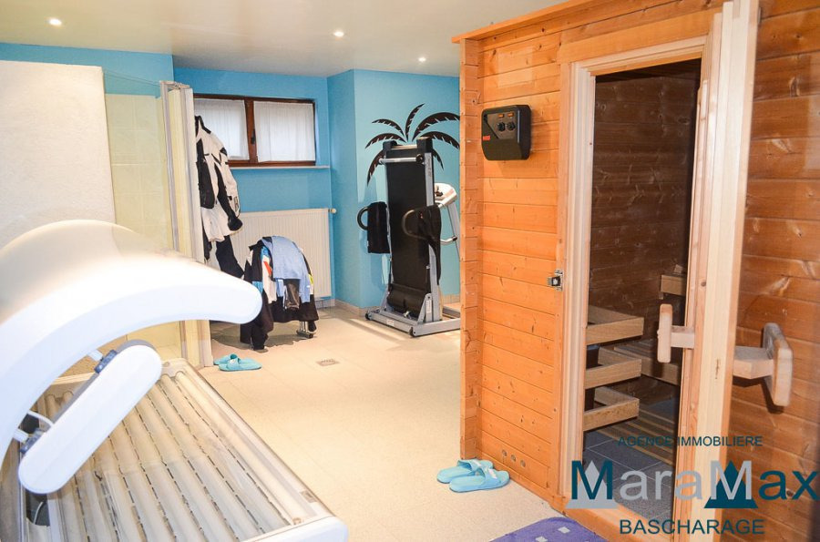 Villa à vendre 6 chambres à Pétange