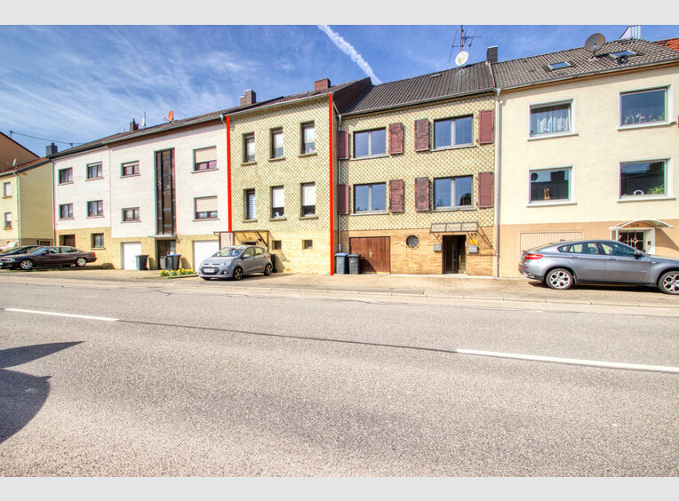 Maison mitoyenne à vendre 5 Pièces à Völklingen (DE) - Réf. 6868685