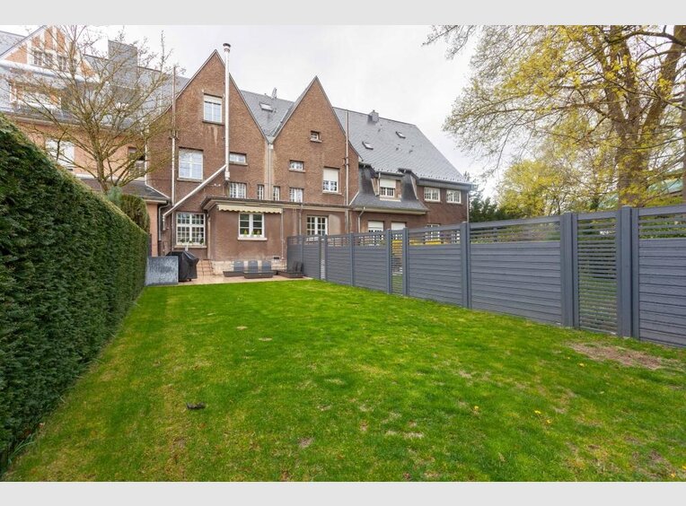 Maison mitoyenne à vendre 5 Chambres à Esch-sur-Alzette (LU) - Réf. 6320621
