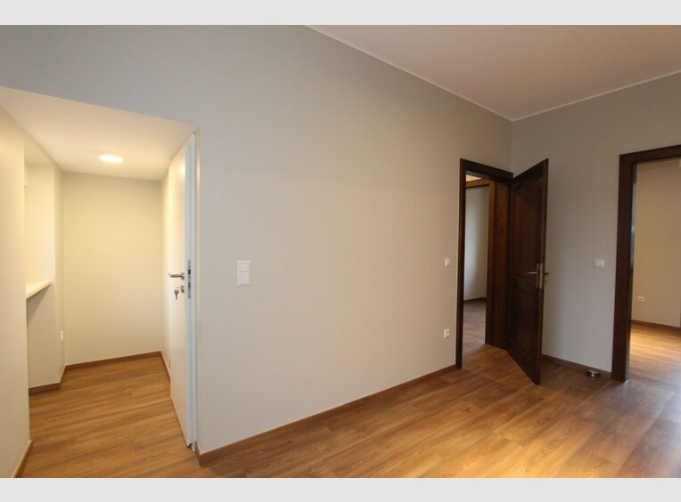 Semi-detached house for rent 3 bedrooms in Differdange (LU) - Ref. 7092477