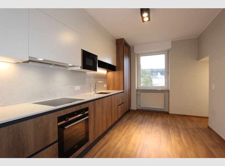 Semi-detached house for rent 3 bedrooms in Differdange (LU) - Ref. 7092477