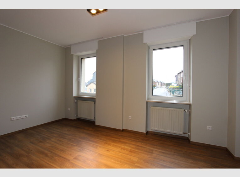 Semi-detached house for rent 3 bedrooms in Differdange (LU) - Ref. 7092477