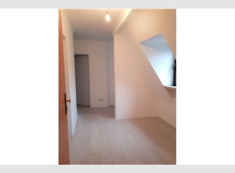 Appartement à louer 5 Pièces à Dillingen (DE) - Réf. 6652174