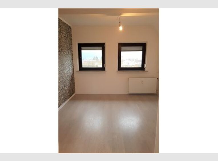 Appartement à louer 5 Pièces à Dillingen (DE) - Réf. 6652174