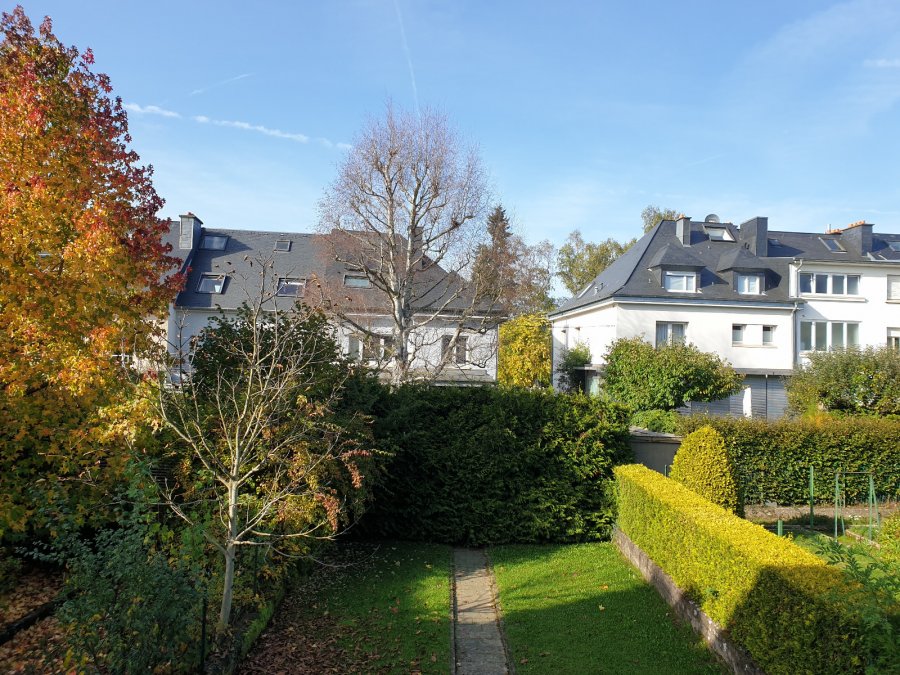 Maison à louer 5 chambres à Luxembourg-Limpertsberg