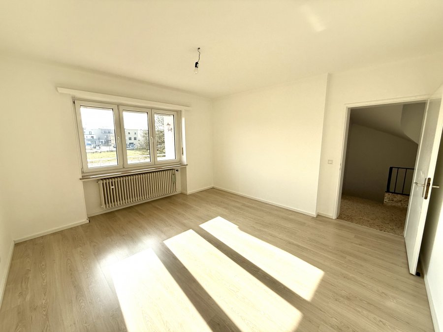 Maison jumelée à vendre 3 chambres à Bertrange