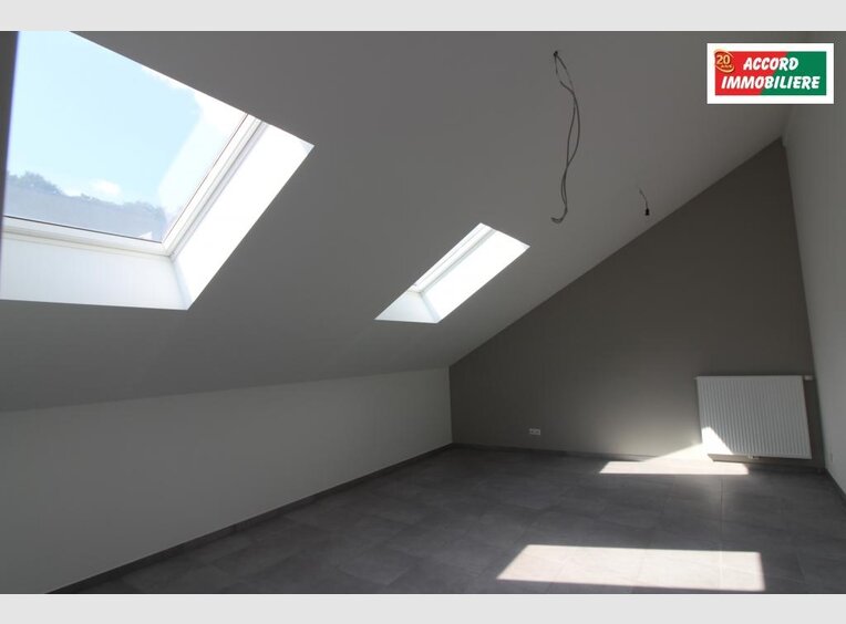 Bureau à vendre à Niederkorn - Réf. 6398238