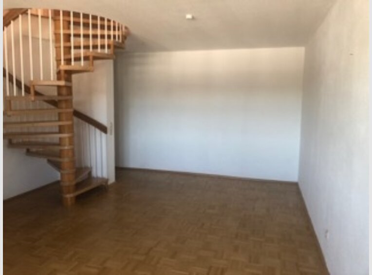 Duplex à vendre 3 Pièces à Weiskirchen (DE) - Réf. 6849822