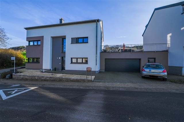 Maison à vendre 3 chambres à Niederfeulen