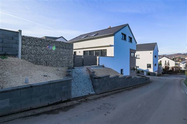 Maison à vendre 3 chambres à Niederfeulen