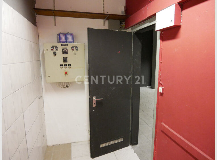 Bureau à louer 1 Pièce à Saarbrücken (DE) - Réf. 7217998