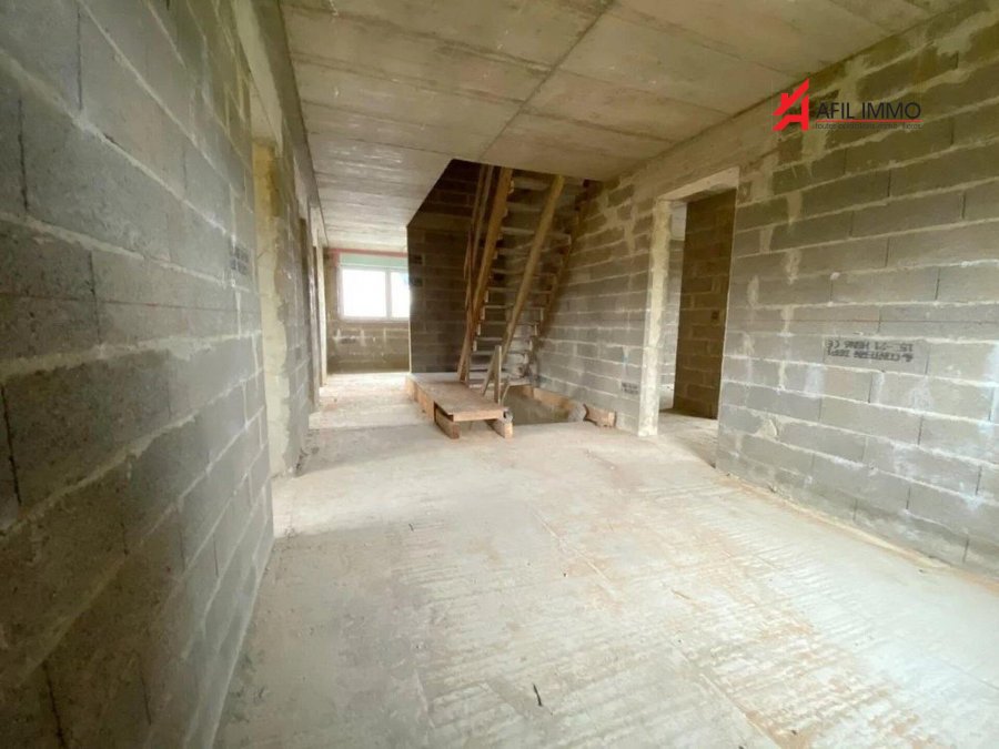 Maison individuelle à vendre 6 chambres à Bous