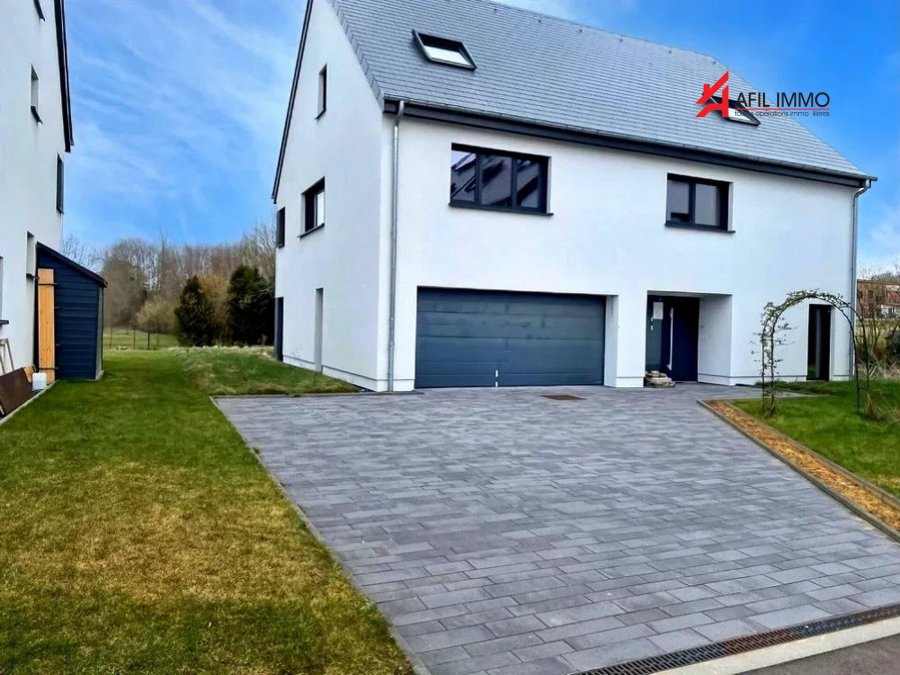 Maison individuelle à vendre 6 chambres à Bous