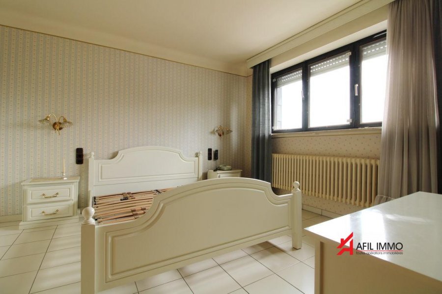 Maison à vendre 6 chambres à Esch-sur-alzette