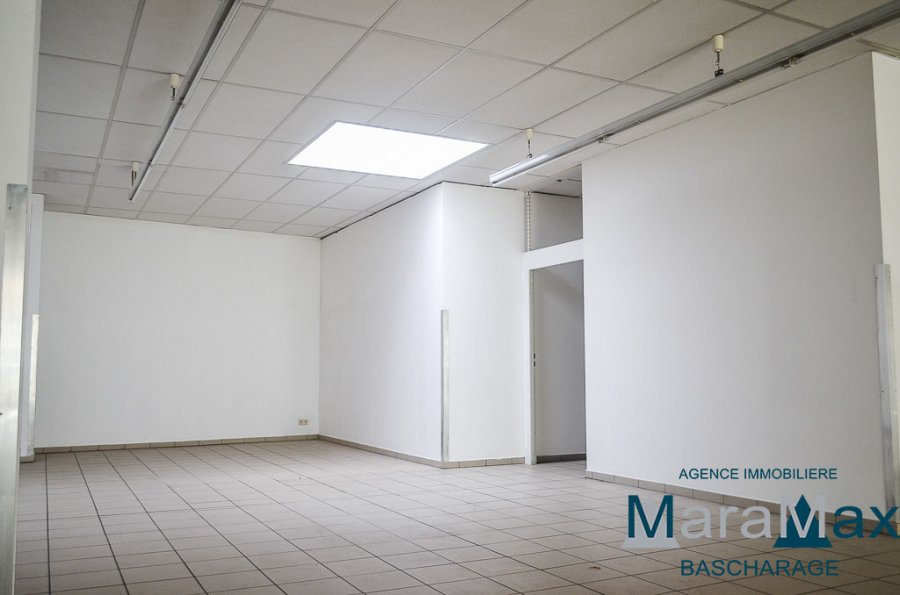 Local commercial à louer à Bascharage