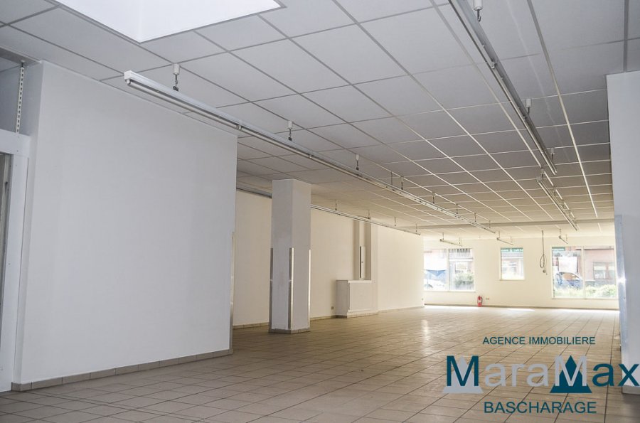 Local commercial à louer à Bascharage