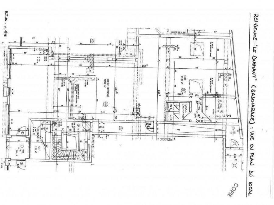 Local commercial à louer à Bascharage