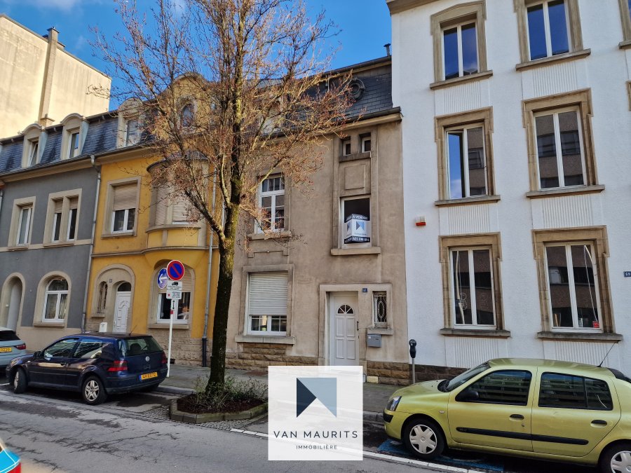 Maison mitoyenne à vendre 4 chambres à Luxembourg-Gare