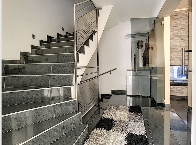 Bureau à louer à Esch-sur-Alzette (LU) - Réf. 6609518