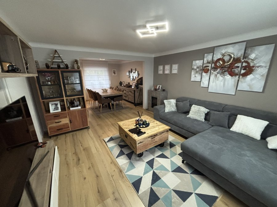 Maison jumelée à vendre 4 chambres à Esch-sur-Alzette