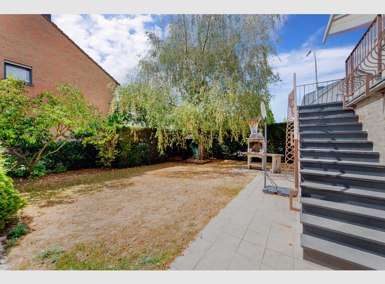 Semi-detached house for sale 4 bedrooms in Sandweiler (LU) - Ref. 6967950