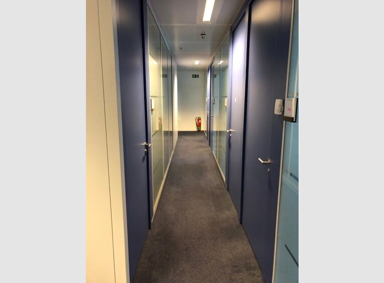 Bureau à louer à Schuttrange (Muensbach) (LU) - Réf. 6679694