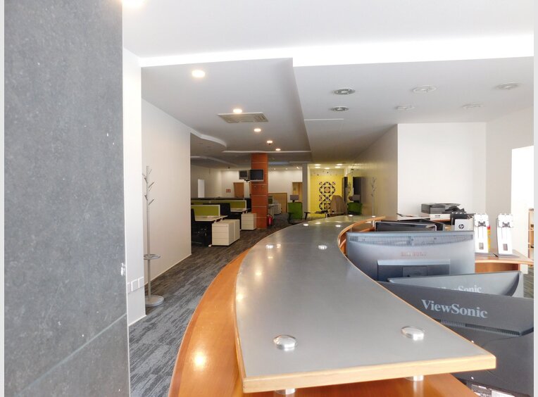 Bureau à louer à Esch-sur-Alzette (LU) - Réf. 7184558
