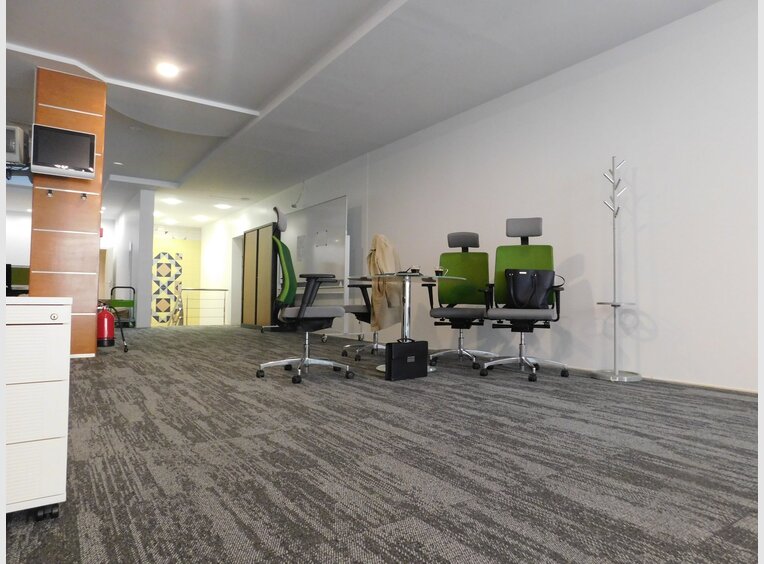 Bureau à louer à Esch-sur-Alzette (LU) - Réf. 7184558