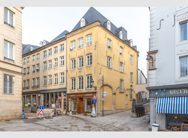 Wohnung zur Miete 11 Zimmer in Luxembourg (LU) - Ref. 7074990