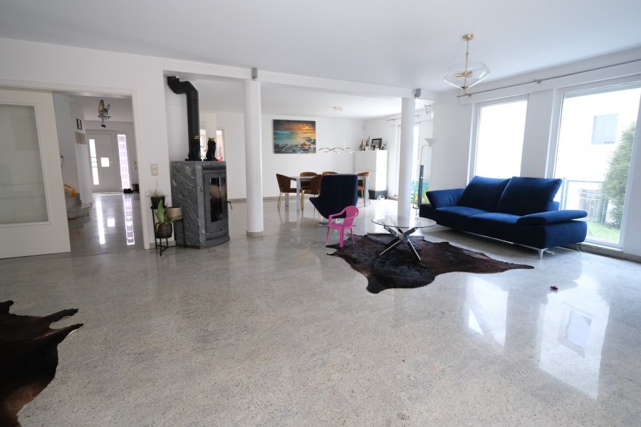 Maison individuelle à louer 4 chambres à Steinsel