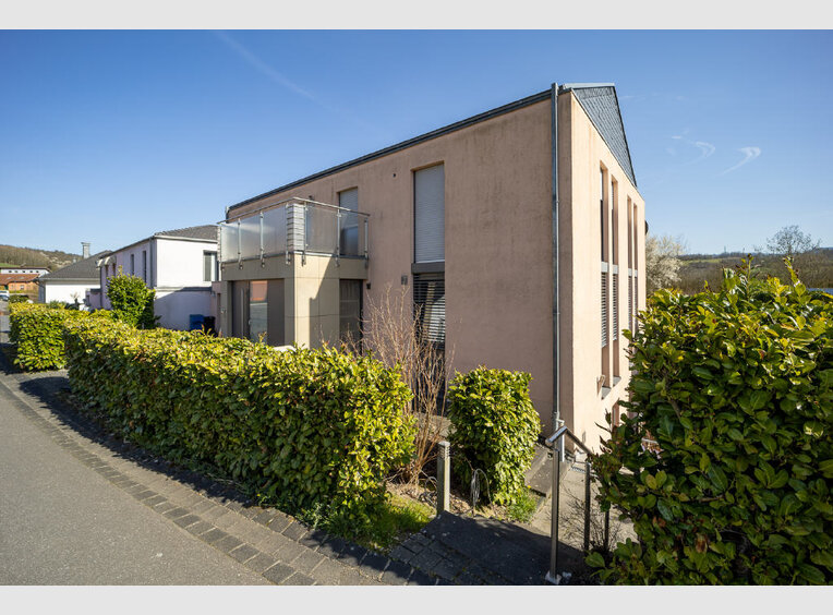 Maison à vendre 9 Pièces à Echternacherbrück (DE) - Réf. 7165374